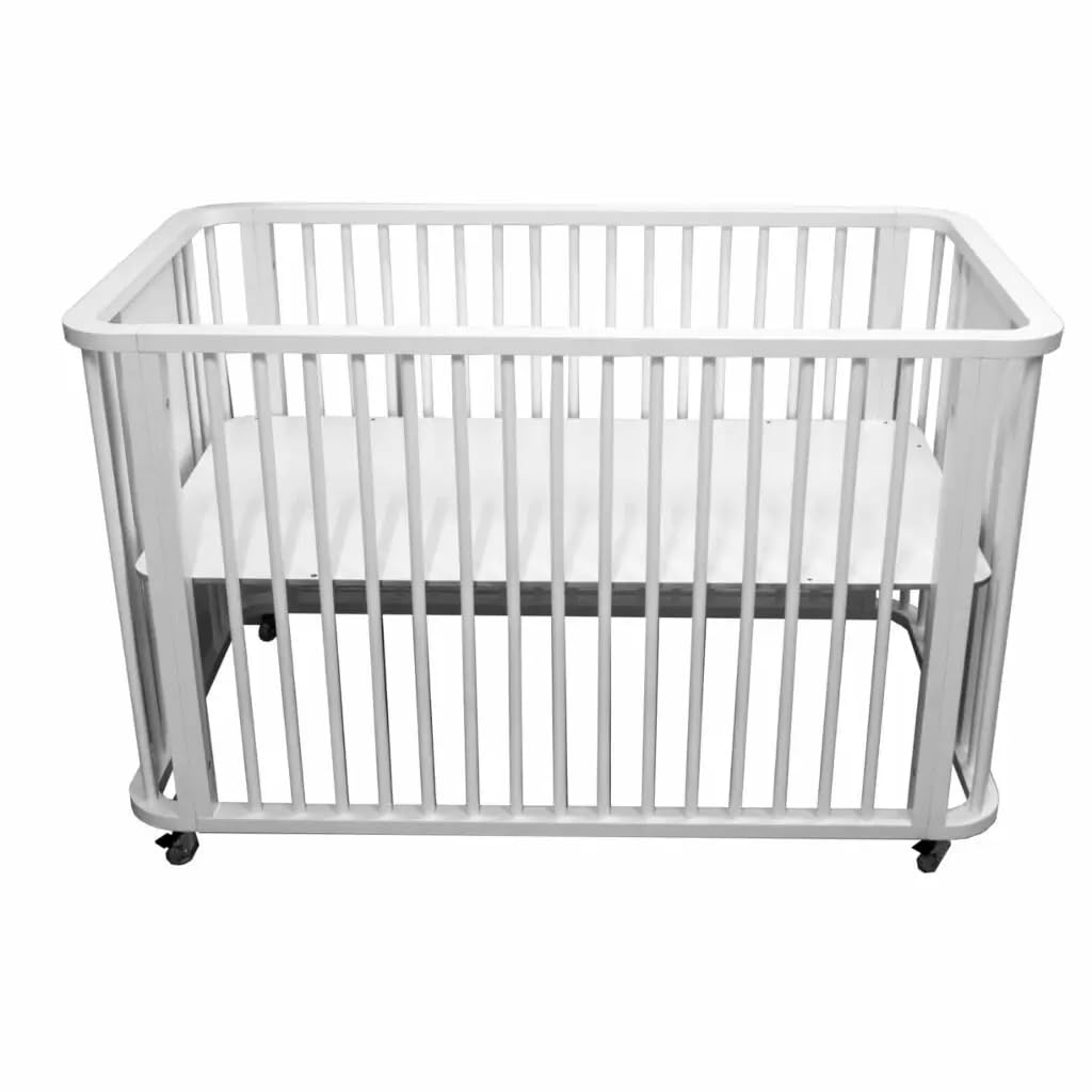 Berço de Madeira para Bebê e Mini Cama pés em Rodízios - Kartoon